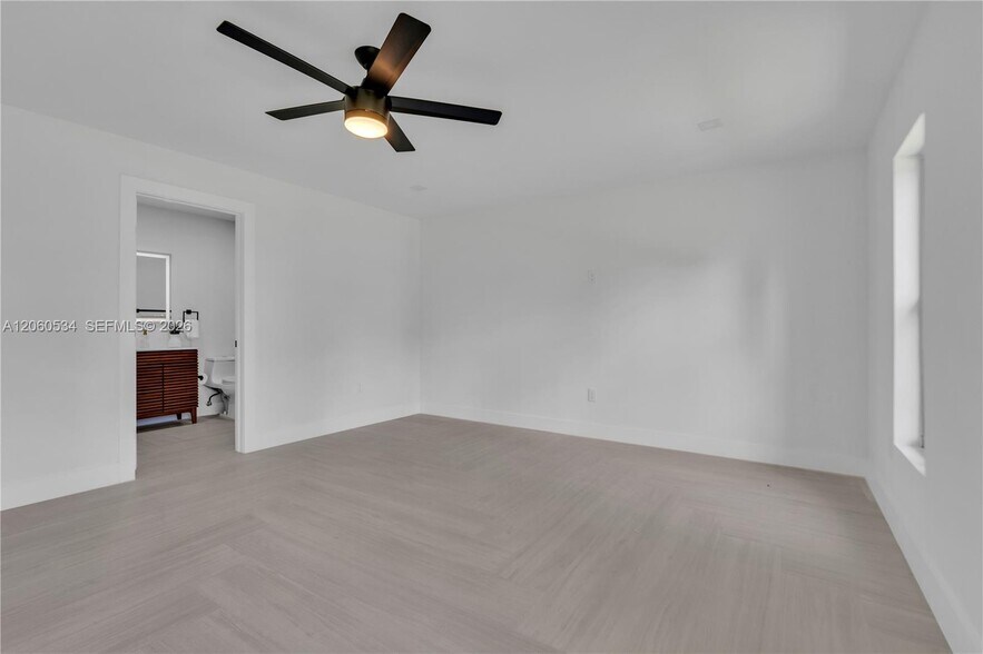 Building Photo - 17680 SW 54th St