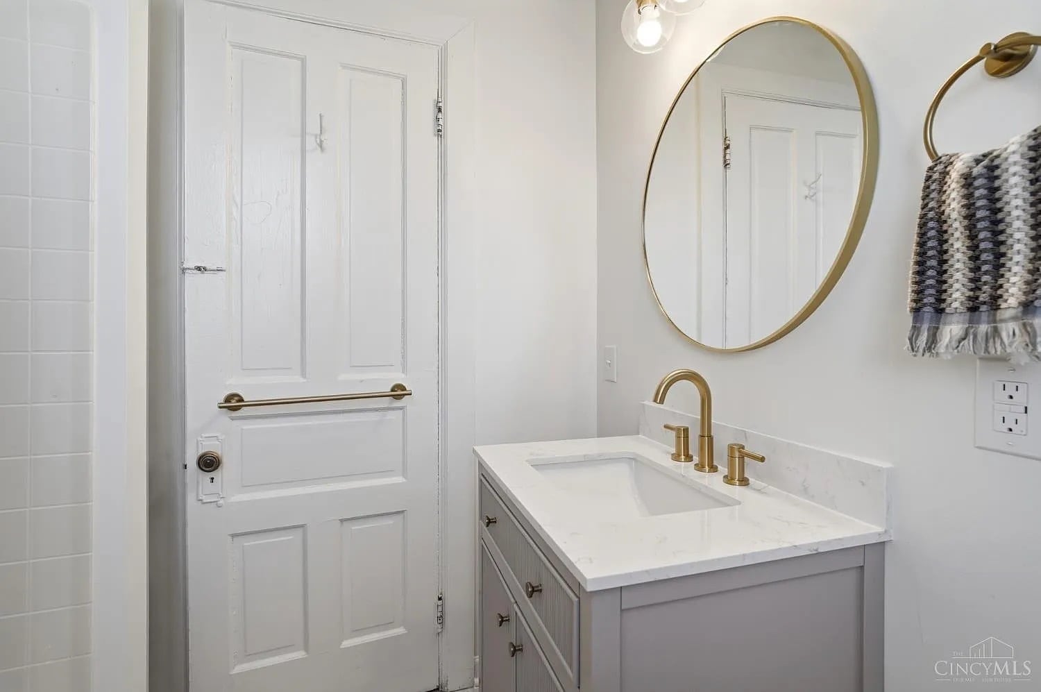 Building Photo - 535 Klotter Ave