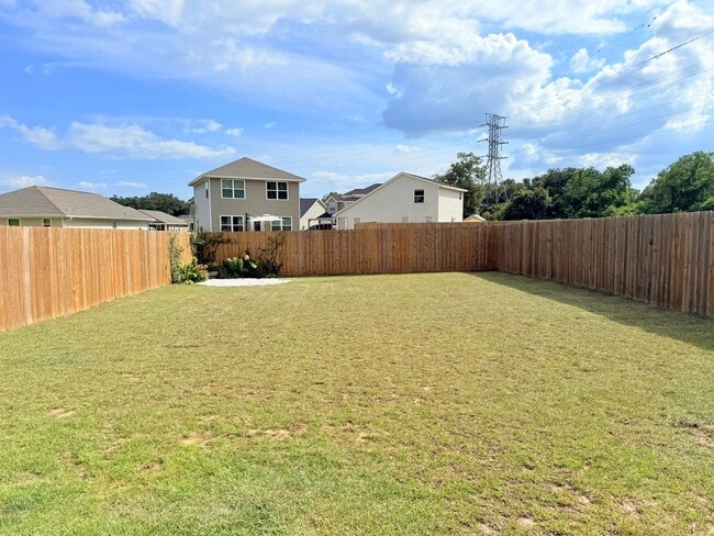 Building Photo - Charming Cottage Home - Commanders Cove