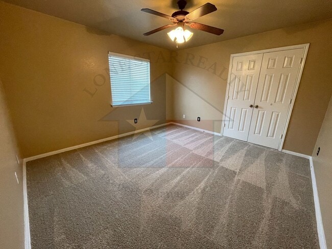 Building Photo - 507 Taurus Dr