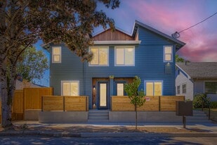 Building Photo - 4475 SE 28th Pl