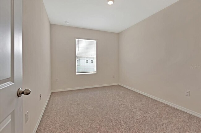 Building Photo - 32605 Canyonlands Dr