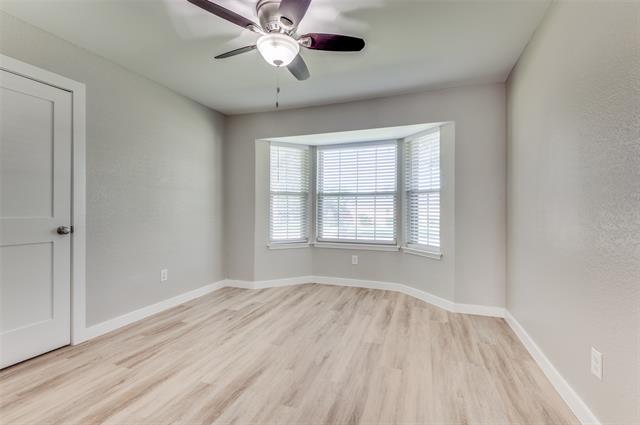 Building Photo - 2020 Normandy Dr