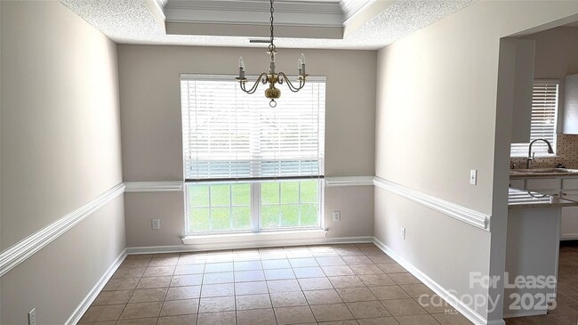 Building Photo - 8620 Grey Squirrel Ct