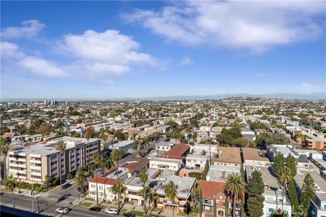 Building Photo - 1750 E Ocean Blvd
