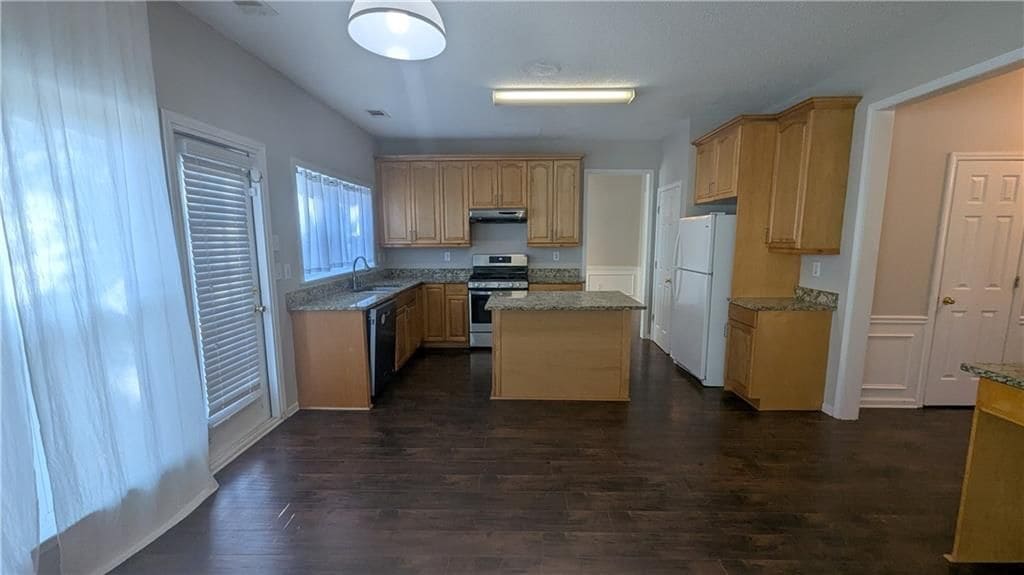 Building Photo - 2237 Traywick Chase