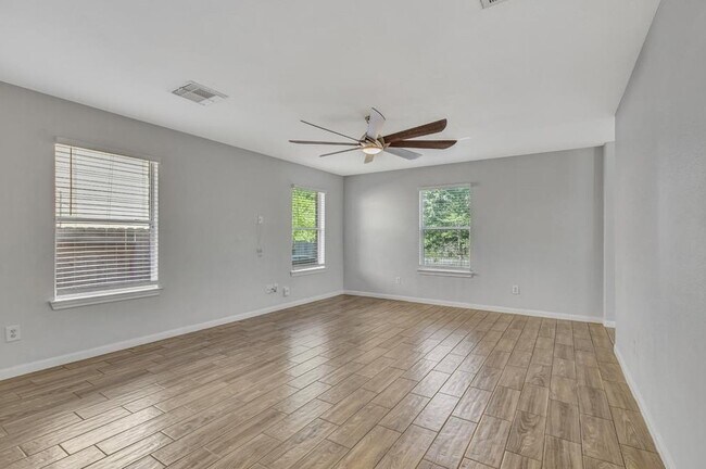 Building Photo - 2927 Cypress Island Dr
