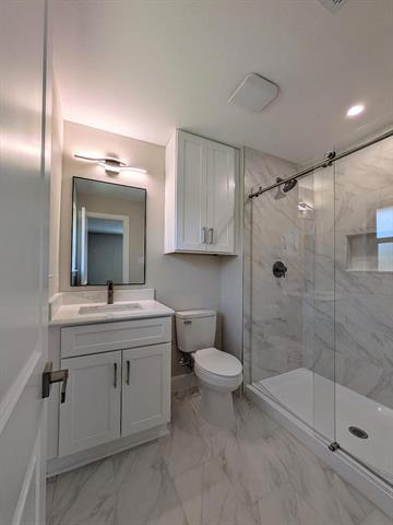 Building Photo - 1105 Sherwood Dr