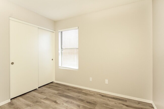 Building Photo - 14453 N Gil Balcome Ct