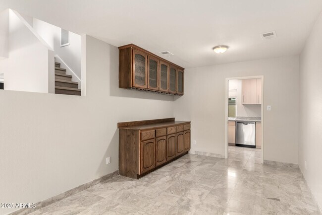 Building Photo - 8212 E Rovey Ave