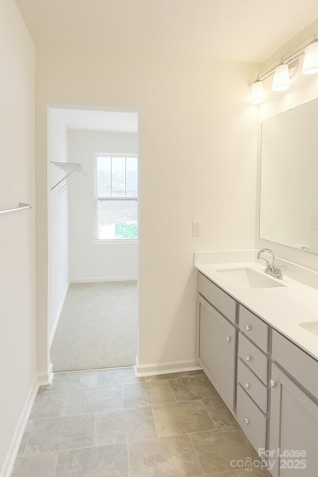 Building Photo - 14229 Whistling Teal Dr