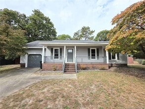 Building Photo - 7021 Cordoba Ct
