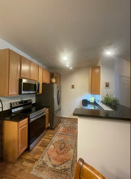 Building Photo - 1450 Blue Sky Way