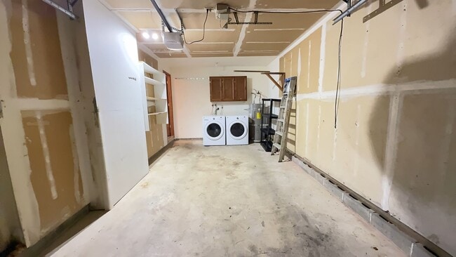 Building Photo - FAR125-Chicago