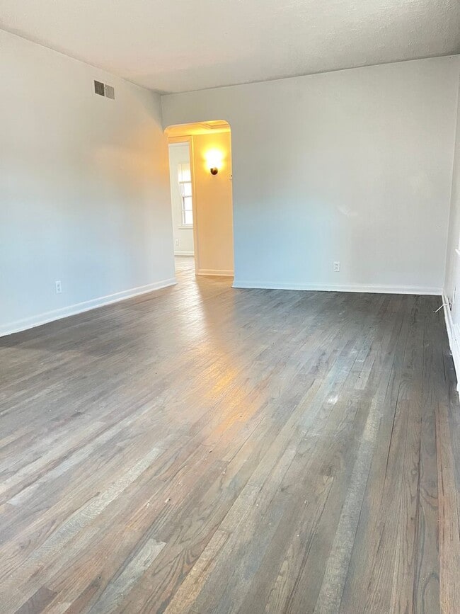 Building Photo - 3826 N 36th St