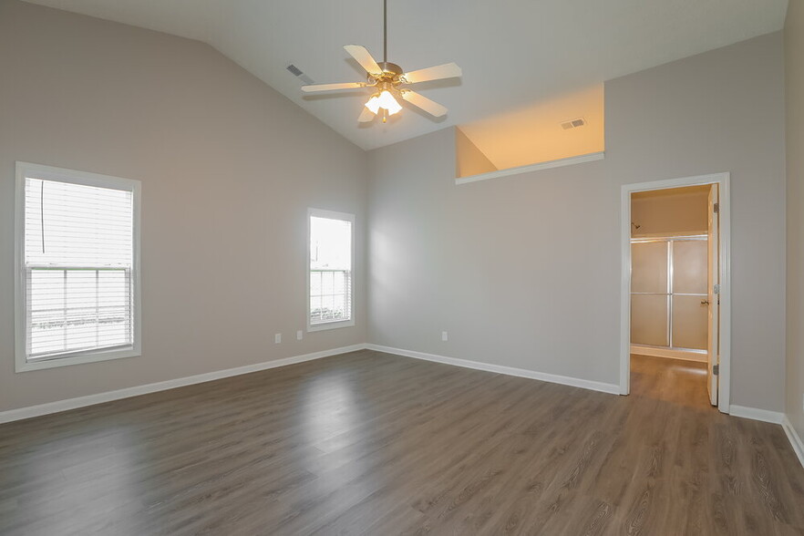 Building Photo - 1007 Harbor View Ln
