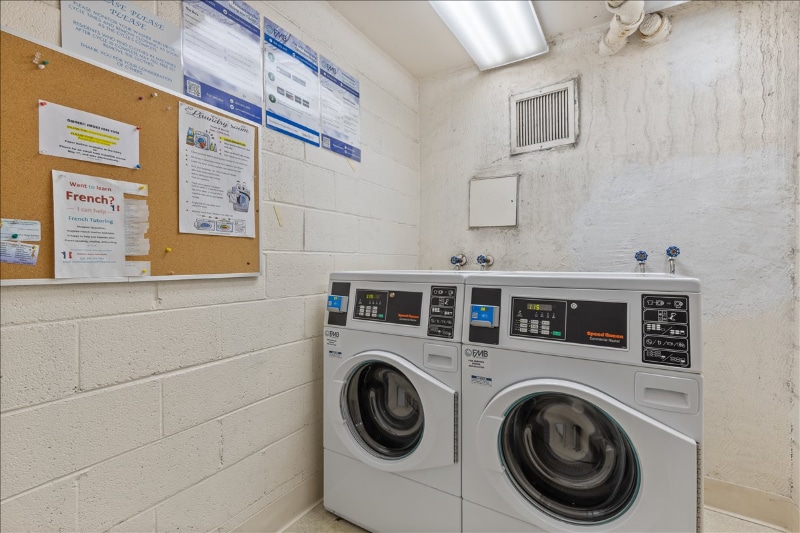 Building Photo - 5101 River Rd