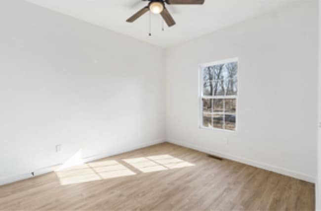 Building Photo - New Home! Photos Are Of Similar Property