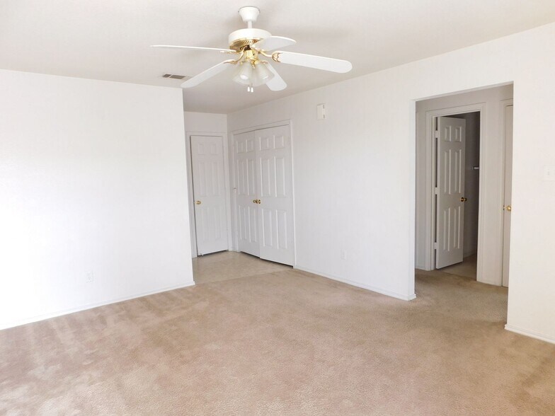Building Photo - 1509 Dugger Cir