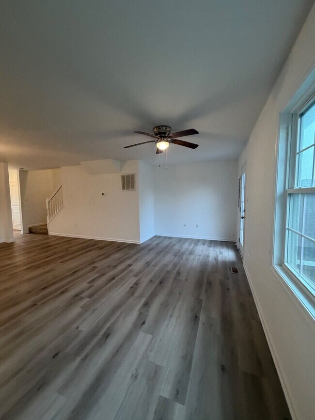 Building Photo - 106 Ryder Benson Ln