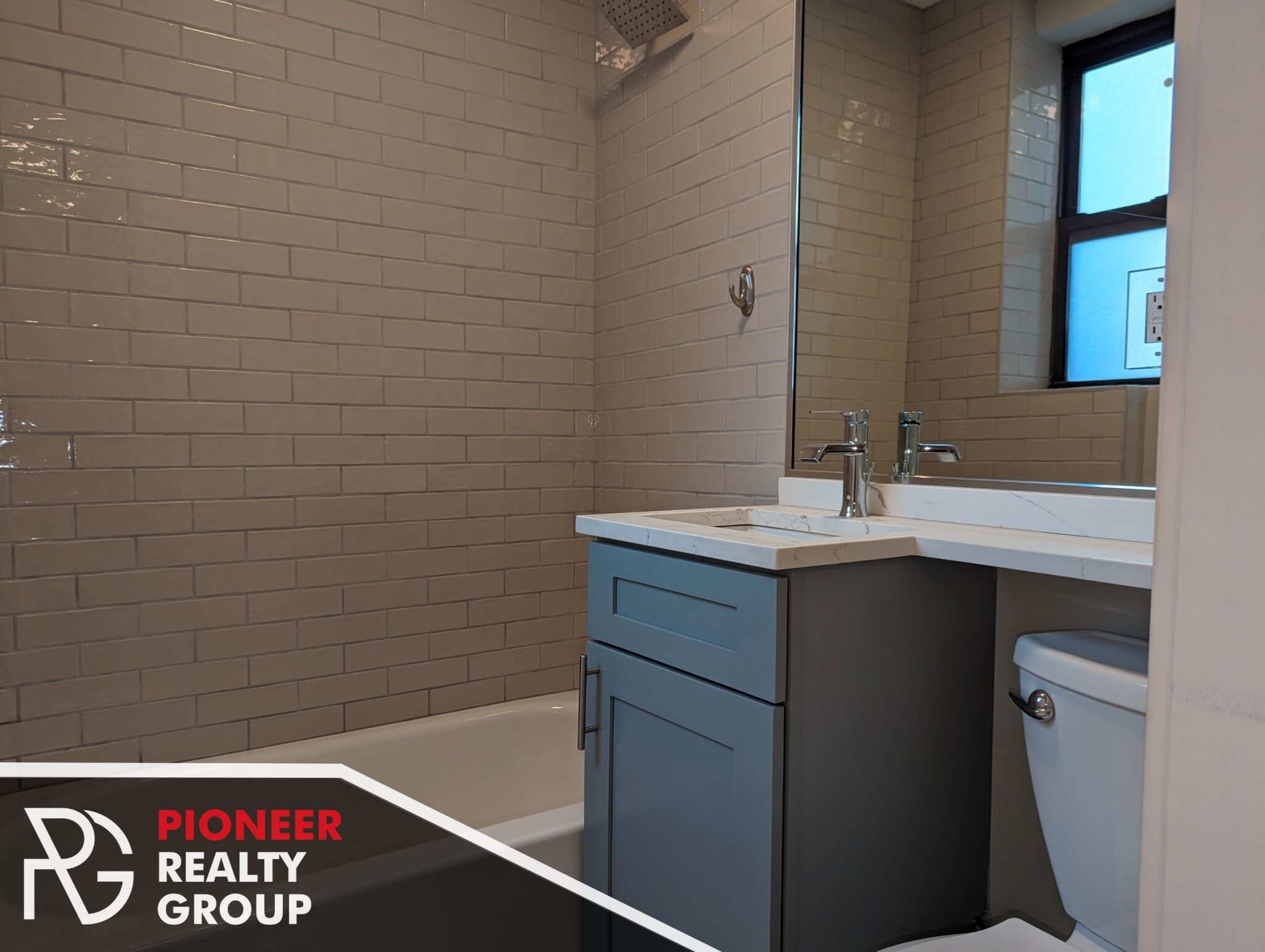 Building Photo - 501 W Belmont Ave