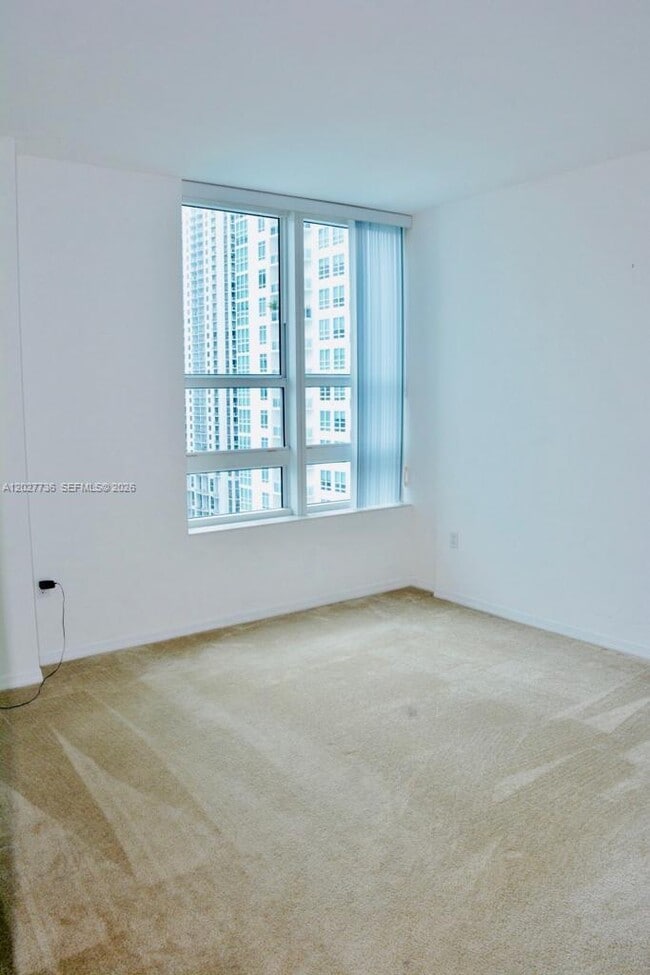 Building Photo - 951 Brickell Ave