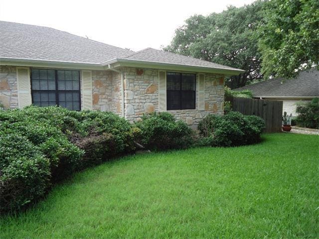 Building Photo - 9903 Grand Oak Dr