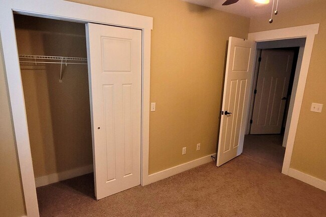 Building Photo - Coming Available!