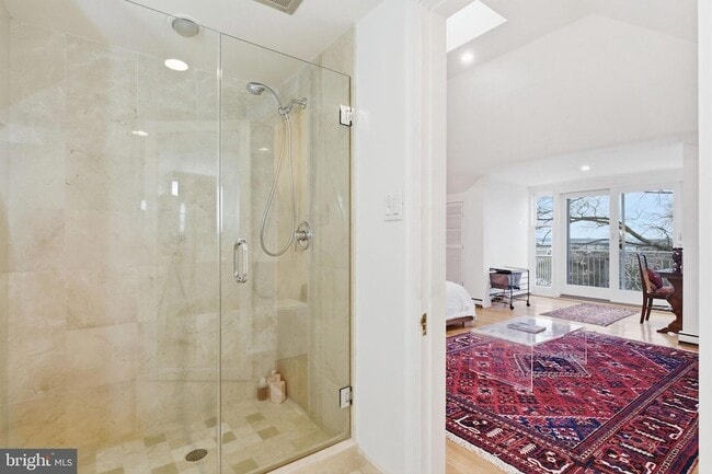 Building Photo - 3308 R St NW