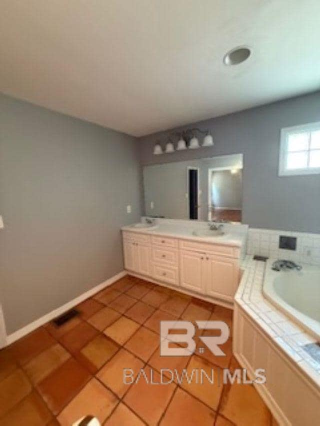 Building Photo - 420 Camelia Cir