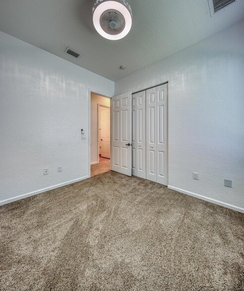 Building Photo - 139 2 Pine Dr