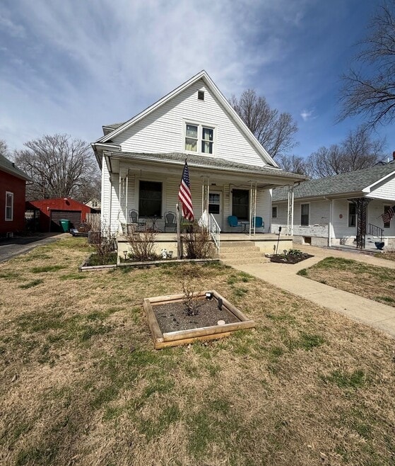 Building Photo - 2020 E Main St