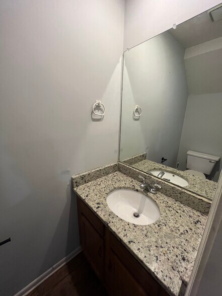 Building Photo - 6259 Woodrun Pl
