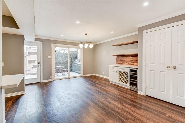 Building Photo - 6306 Riverview Way