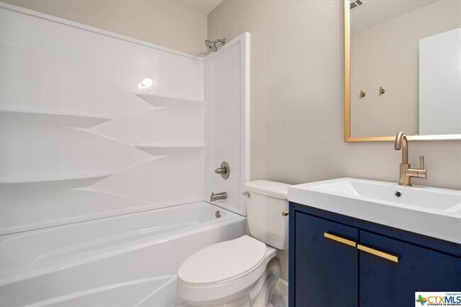 Building Photo - 1206-1208 Hillyer St