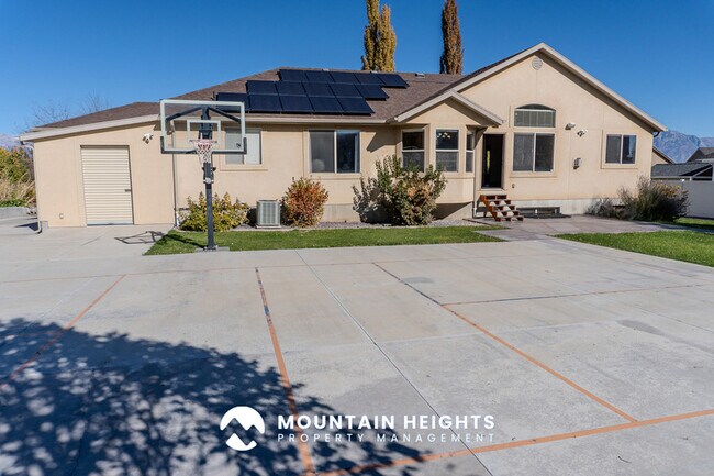 Building Photo - 4071 S Sandpiper Ln