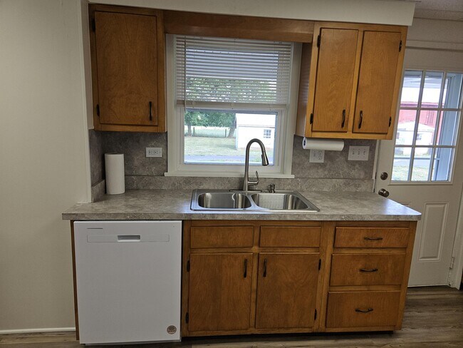 Building Photo - 5960 Taneytown Pike