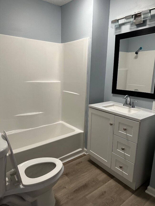 Building Photo - 2112 Steadman St