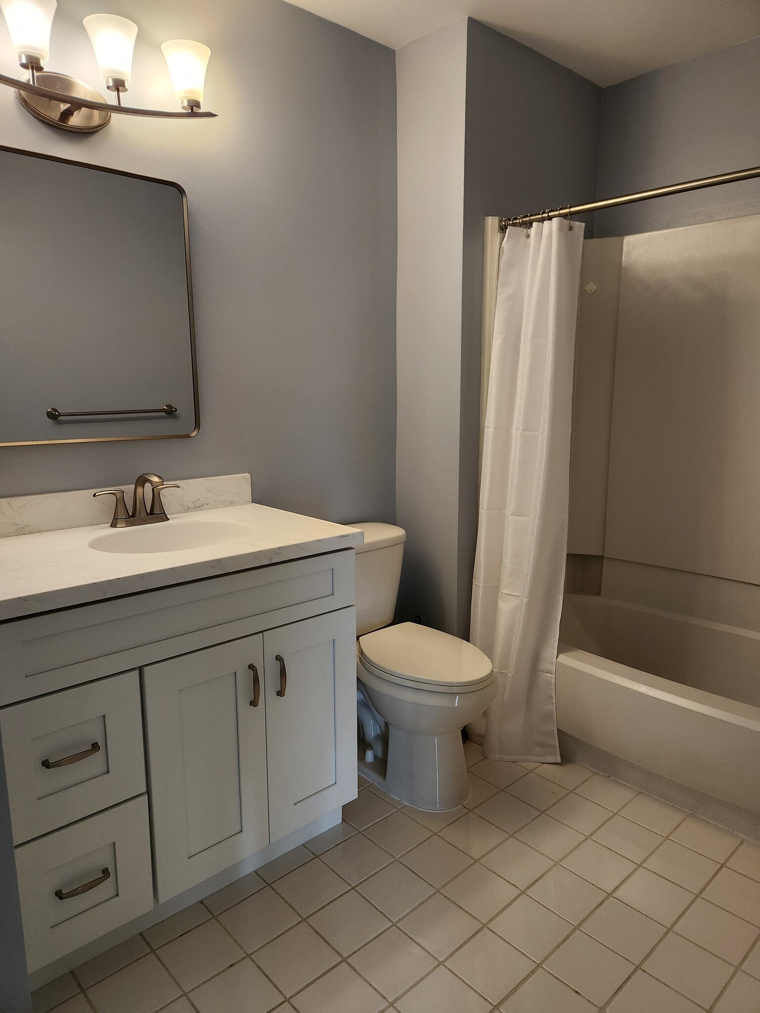 Bathroom - 608 Woodhollow Dr