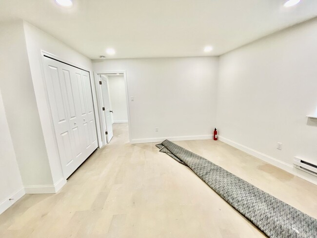 Building Photo - 2626 S Watts St.