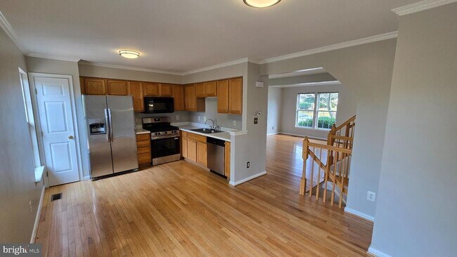 Building Photo - 7044 ROGUE Ln
