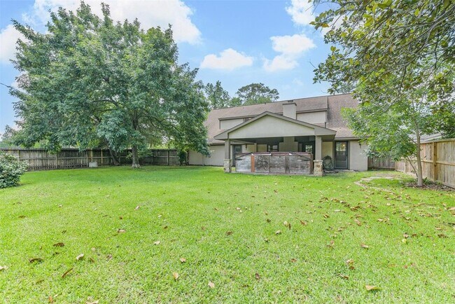 Building Photo - 28902 Twisted Oak Dr