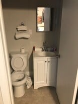 Building Photo - 1222 Getty St S