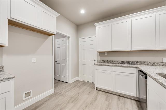 Building Photo - 3012 Silver St