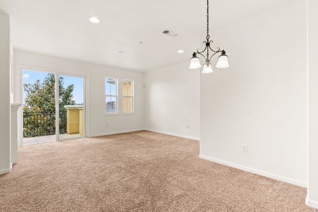 Building Photo - Spacious 3-Bedroom Dublin Townhome with Private Balcony & Fireplace