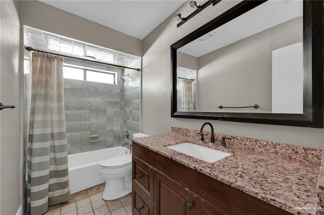 Building Photo - 9812 Las-Palmas Dr