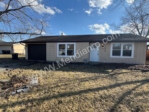 Building Photo - 7420 Diane Dr