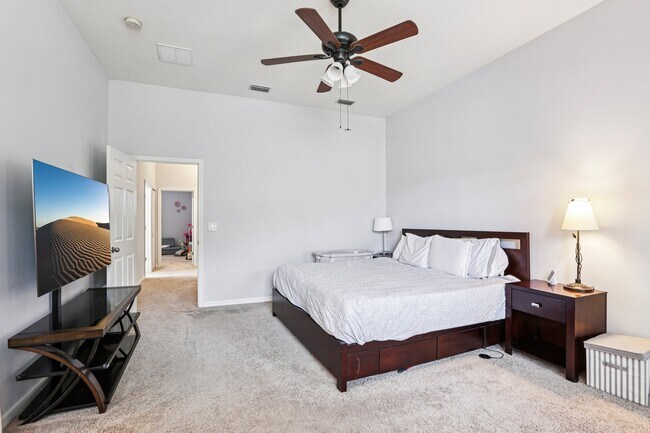 Building Photo - 7435 Arlington Grove Cir