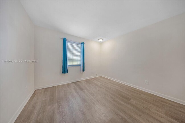 Building Photo - 8701 SW 141st St