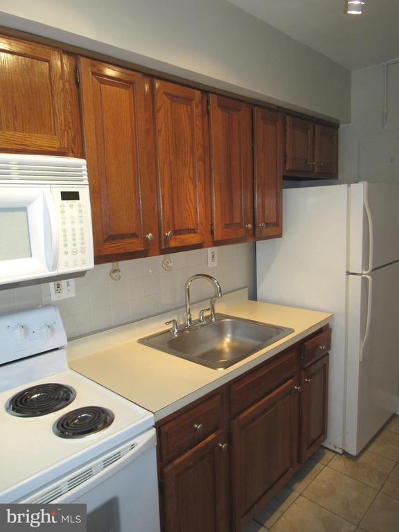 Building Photo - 1311 N Ode St